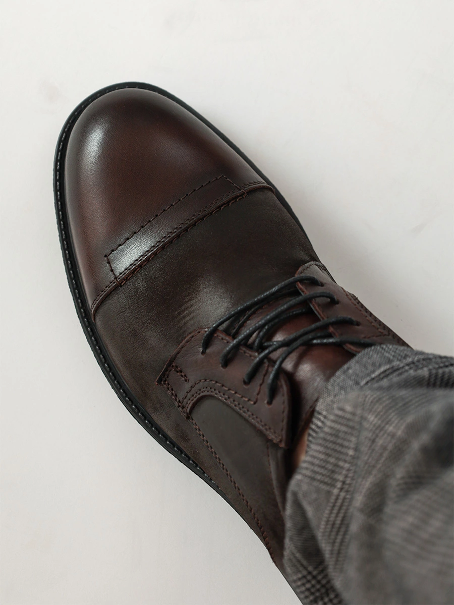 Туфли темно-коричневые с отрезным носком
